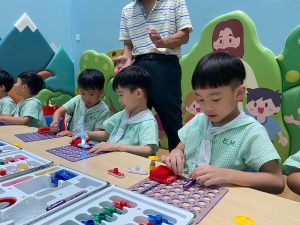 〔2023-07-06〕幼稚園幼低及幼高班進行(幼兒啟蒙-電子積木)活動