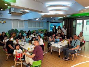 〔2025-06-12〕家教會辦親子手作坊 共創青花瓷美好回憶
